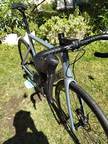 Used Bianchi Aria Ultegra Disc Di2 12S 2023 2023 Road & Gravel, Light Gray — image 5 of 6