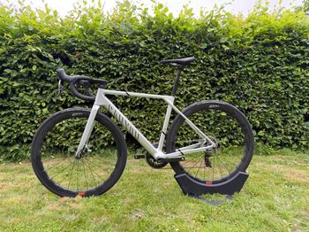 Used Canyon Ultimate CFR eTap 2024 2024 Road & Gravel, Light Gray — image 2 of 11
