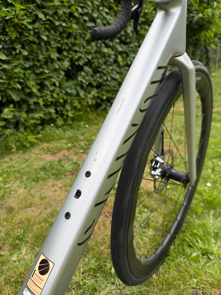 Used Canyon Ultimate CFR eTap 2024 2024 Road & Gravel, Light Gray — image 11 of 11