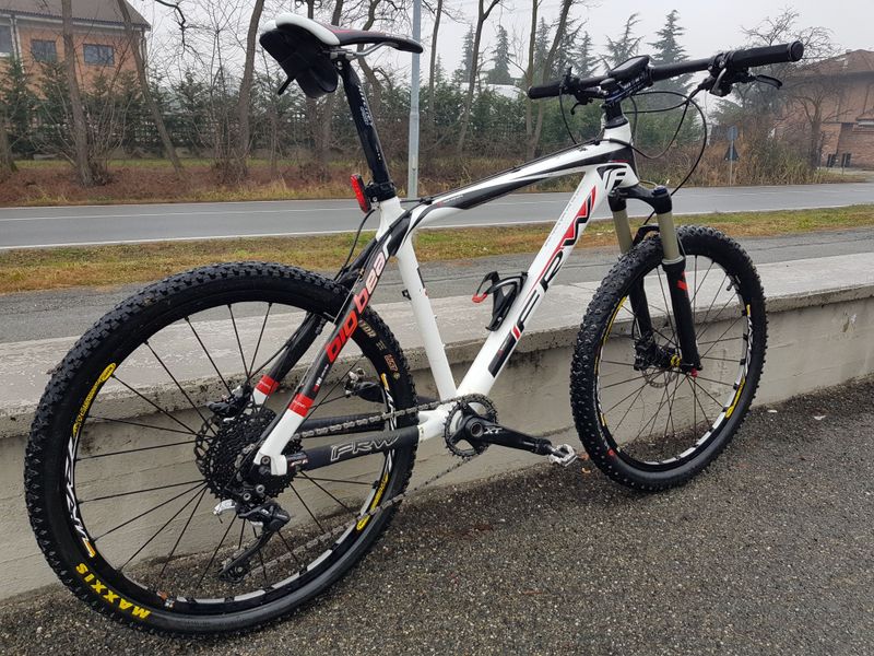 Używany FRW Big Bear Carbon 2012 Mountainbike — zdjęcie 1 z 3