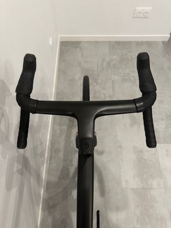 Used BMC Teammachine SLR 01 ONE 2026 2026 Road & Gravel, Black — image 3 of 5