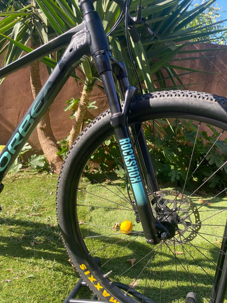 Used Orbea ALMA H30 2021 2021 Mountainbike, Black, 29 — image 2 of 14