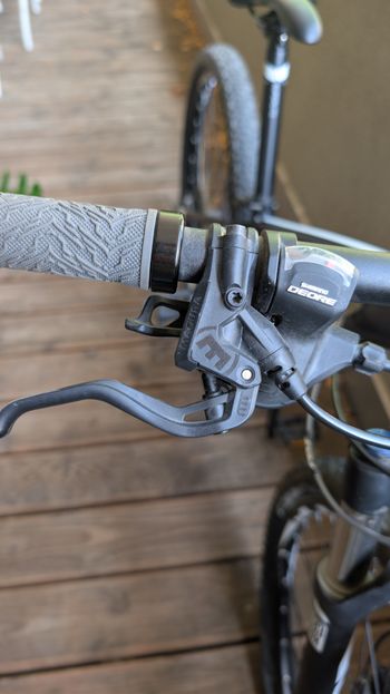 Used Felt NINE 30 2015 2015 Mountainbike, Negro — image 14 of 17