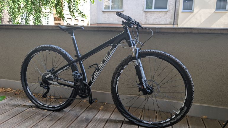 Used Felt NINE 30 2015 2015 Mountainbike, Negro — image 1 of 17