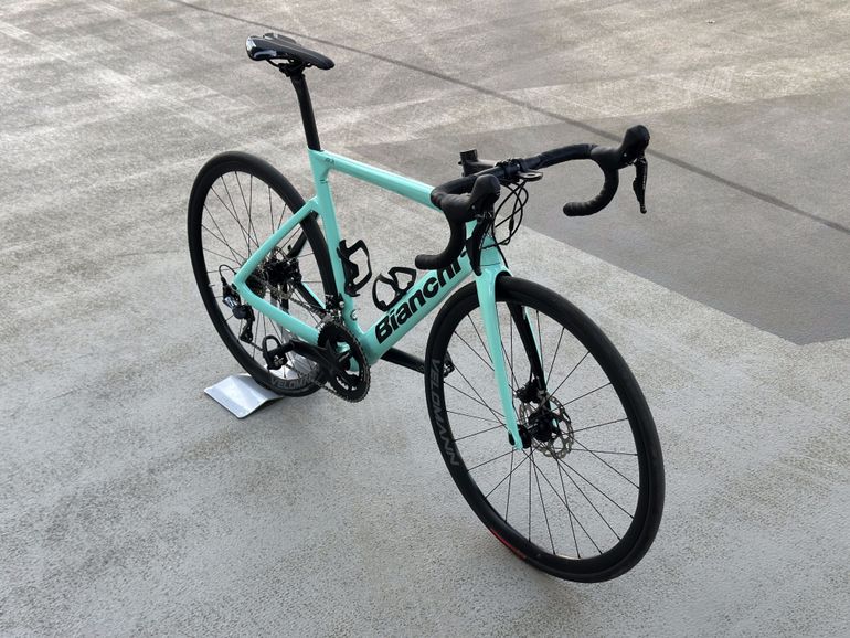 Used Bianchi Aria - 105 2022 2022 Road & Gravel, Blue — image 2 of 23