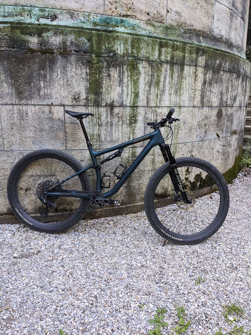 Used Specialized Epic EVO Pro LTD 2023 2023 Mountainbike, Blue, 29 — image 1 of 11
