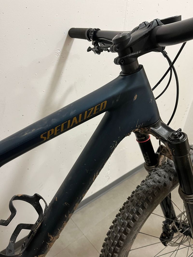 Used Specialized Epic EVO Pro LTD 2023 2023 Mountainbike, Blue, 29 — image 7 of 11