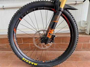 Brugt Canyon Strive CF 8.0 Race 2016 Mountainbike — billede 17 af 20