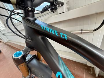 Brugt Canyon Strive CF 8.0 Race 2016 Mountainbike — billede 13 af 20