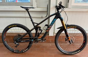 Brugt Canyon Strive CF 8.0 Race 2016 Mountainbike — billede 1 af 20