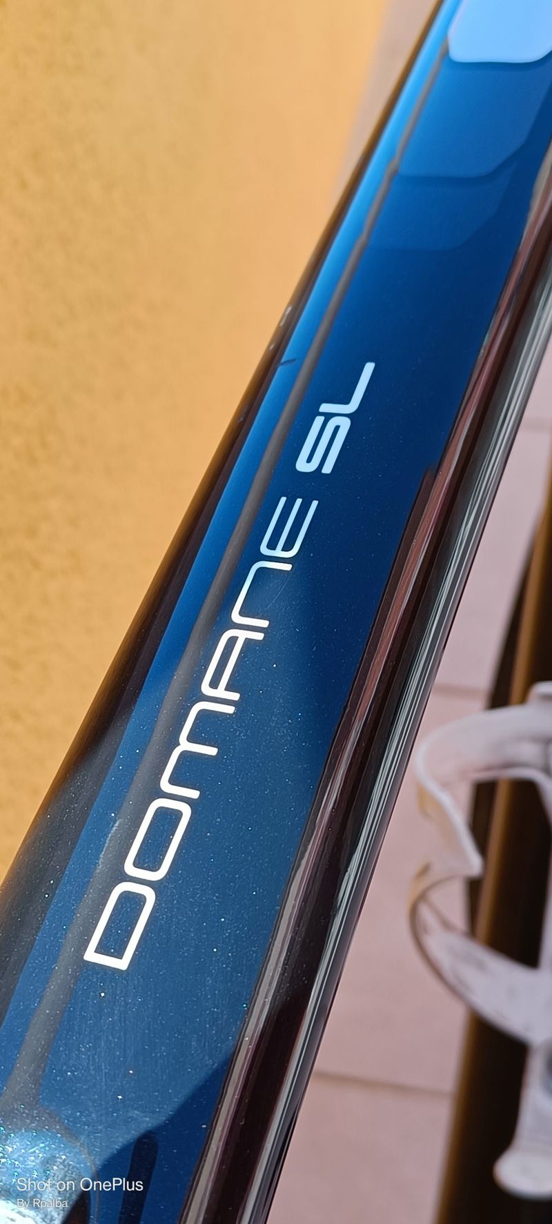 Used Trek Domane SL 6 2018 2018 Road & Gravel, Black — image 3 of 9