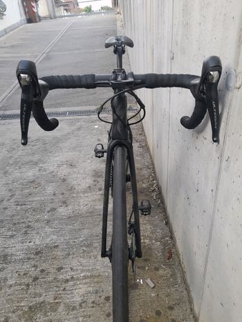 Used Specialized Tarmac Shimano Ultegra 2019 Road & Gravel, Black — image 6 of 8