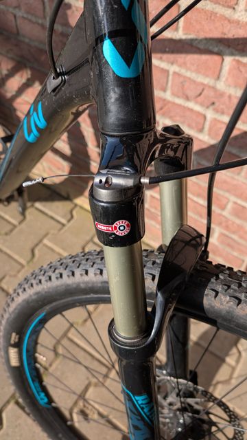 Used Liv Tempt 1 2020 2020 Mountainbike, Black — image 5 of 7