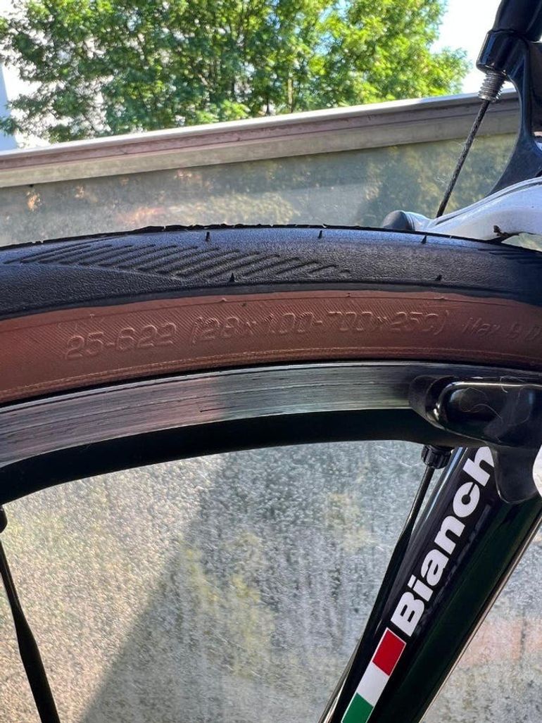 Used Bianchi Intenso Ultegra 2016 2016 Road & Gravel, Black — image 12 of 19