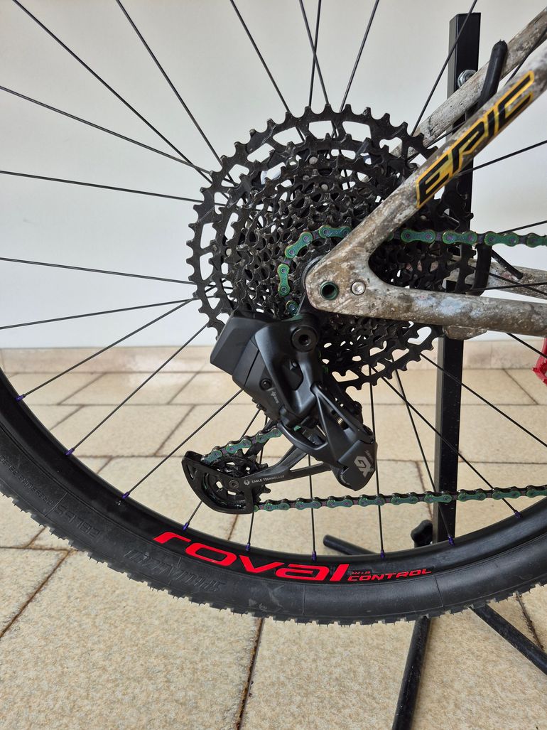 Gebrauchtes Specialized Epic SRAM GX Eagle AXS 2021 Mountainbike, Weiß, 29 — Bild 4 von 8