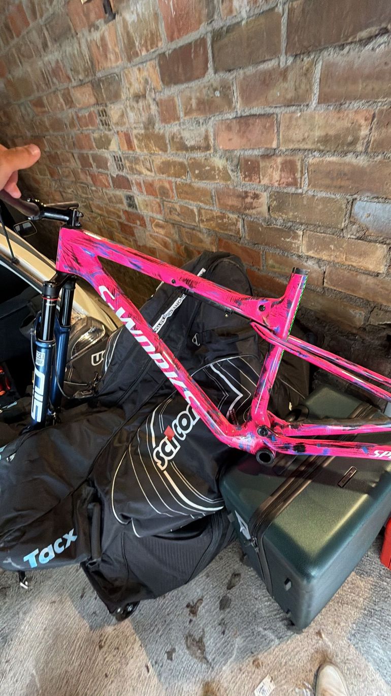 Used S-Works Epic World Cup S-Works Epic World Cup Custom SRAM XX1 Eagle AXS 2024 Mountainbike, Purple — image 3 of 3