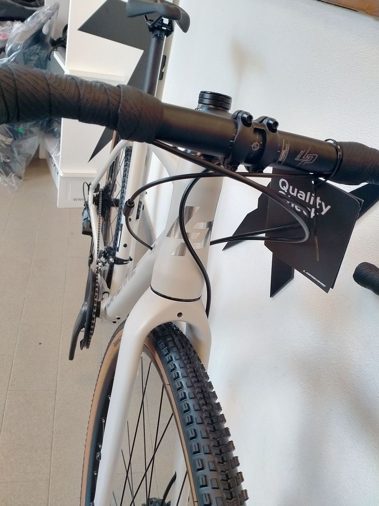 Used Lapierre Crosshill 2.0 2026 2026 Road & Gravel, White — image 3 of 4