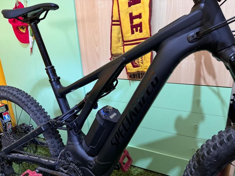Used Specialized Turbo Levo Alloy 2023 2023 Mountainbike, Black, 29, 27.5 — image 5 of 10