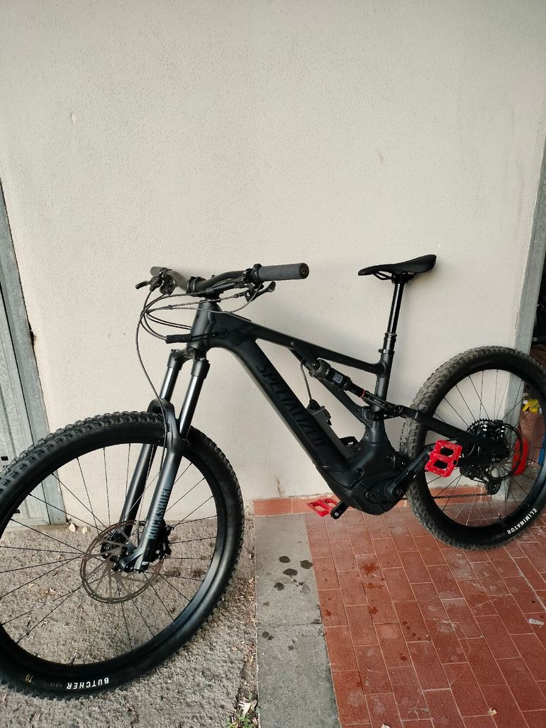 Used Specialized Turbo Levo Alloy 2023 2023 Mountainbike, Black, 29, 27.5 — image 1 of 10
