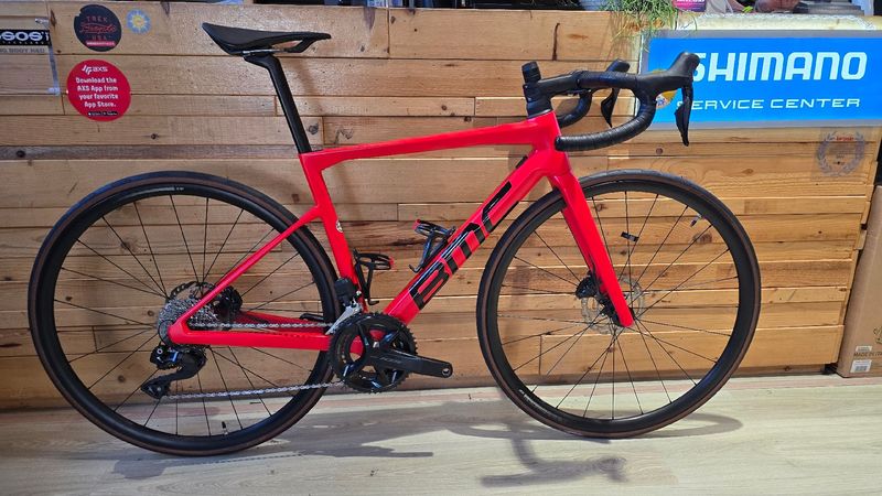 Tweedehands BMC Teammachine SLR THREE 2026 2026 Road & Gravel — afbeelding 1 van 13