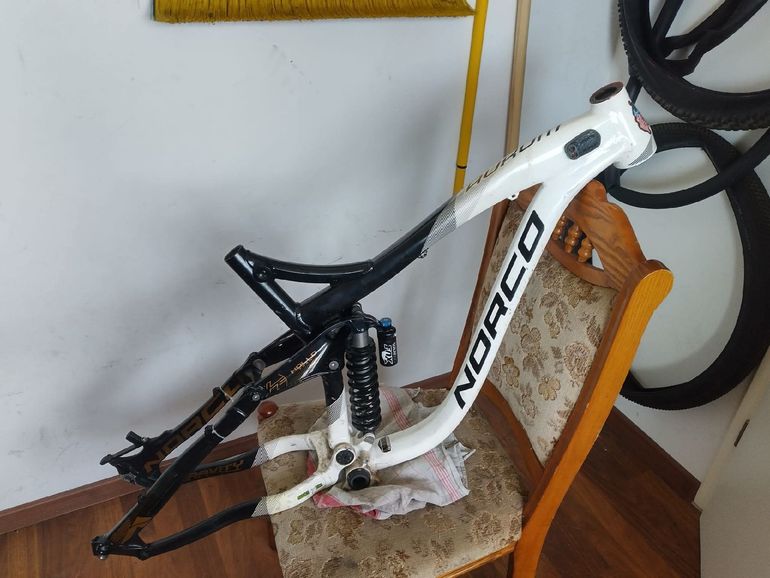 Used Norco Aurum 6.1 2014 Frameset 2014 Mountainbike, Black, 26 — image 7 of 7