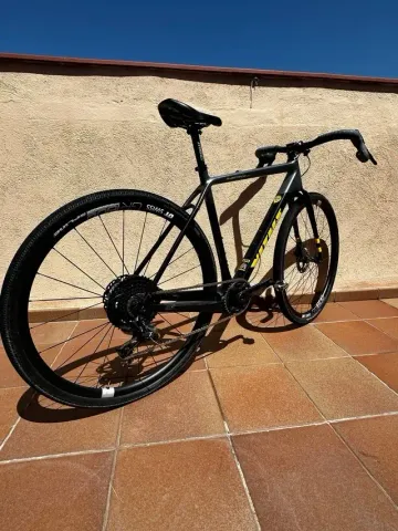 Tweedehands Vitus Substance SRAM Force 2019 Road & Gravel — afbeelding 2 van 6