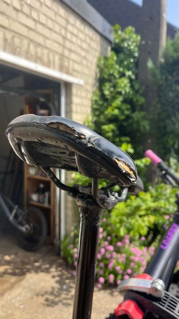 Used Orbea LAUFEY H30 2021 2021 Mountainbike, Black, 29 — image 10 of 14