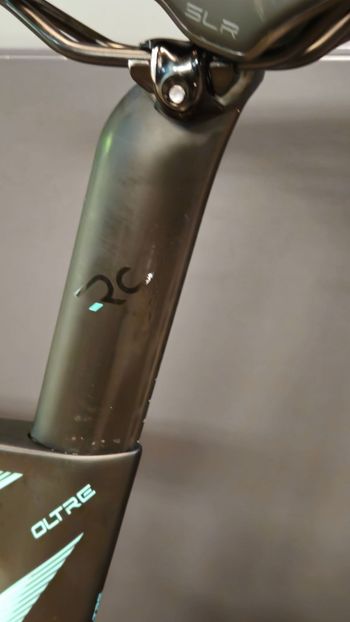 Used Bianchi Oltre PRO Ultegra Di2 2023 2023 Road & Gravel, Blue — image 5 of 9