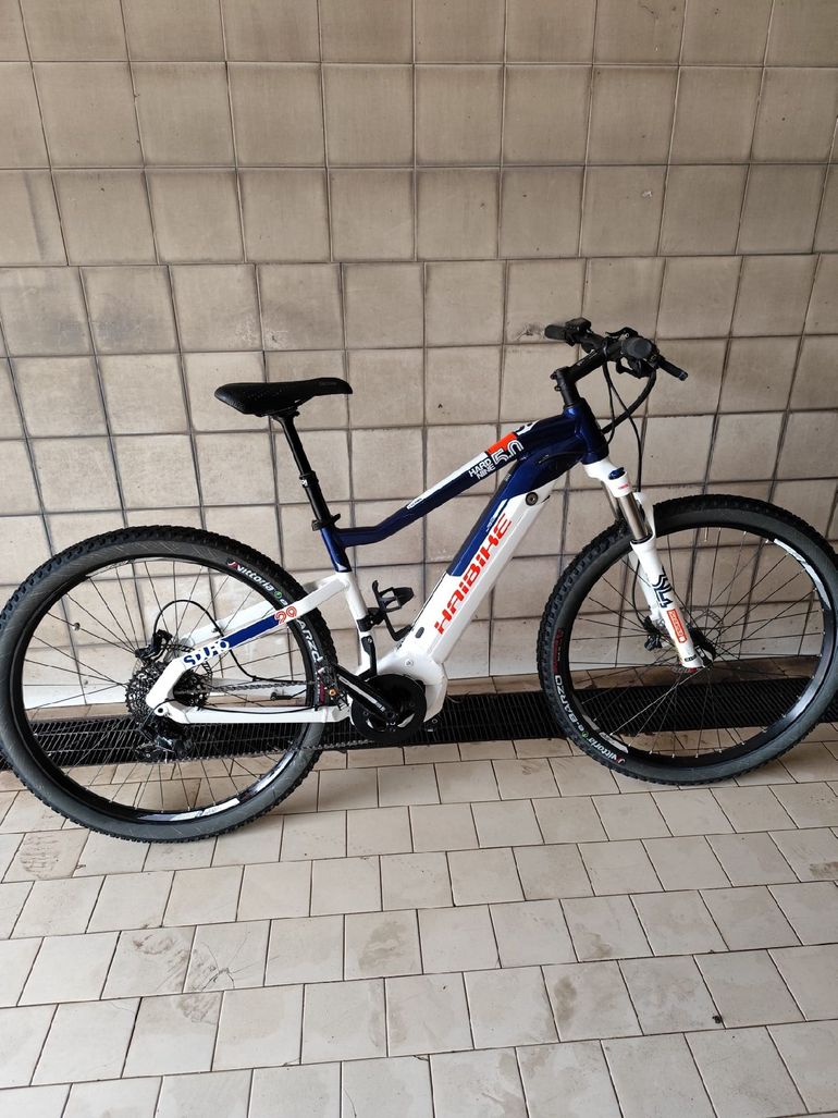 Used Haibike HardNine 5 2021 2021 Mountainbike, White — image 1 of 8