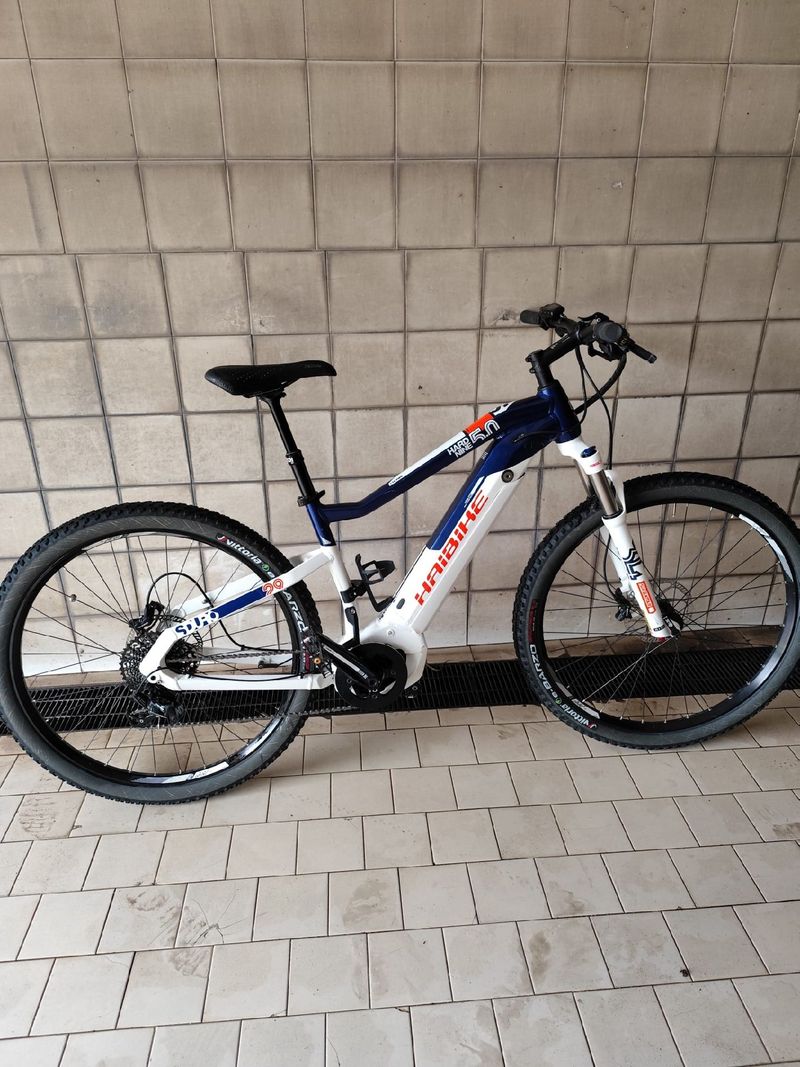 Used Haibike HardNine 5 2021 2021 Mountainbike, White — image 1 of 8