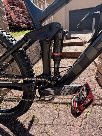 Used Trek Remedy 8 27.5 2019 2019 Mountainbike, Black, 27.5 — image 5 of 7