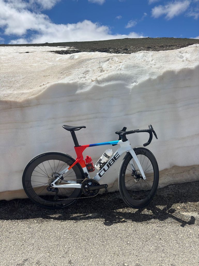 Used CUBE LITENING AERO C:68X, RACE 2025 2025 Road & Gravel, White — image 4 of 6