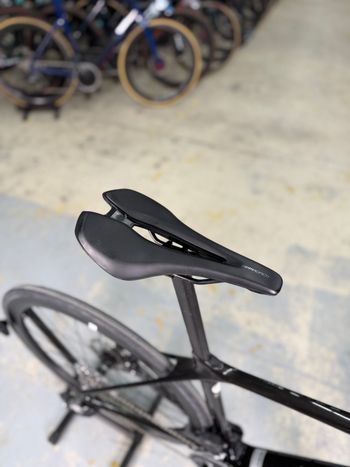 Used Giant TCR Advanced Pro Disc 1 AX 2022 2022 Road & Gravel, Black — image 9 of 18
