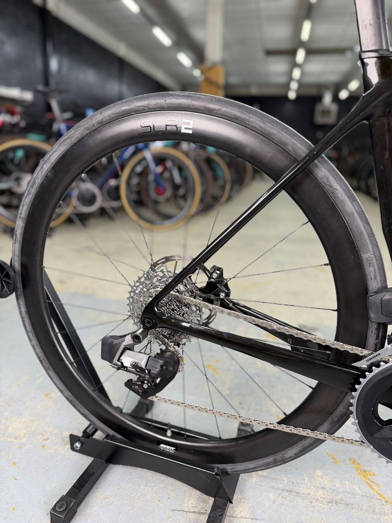 Used Giant TCR Advanced Pro Disc 1 AX 2022 2022 Road & Gravel, Black — image 8 of 18