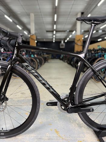 Used Giant TCR Advanced Pro Disc 1 AX 2022 2022 Road & Gravel, Black — image 17 of 18