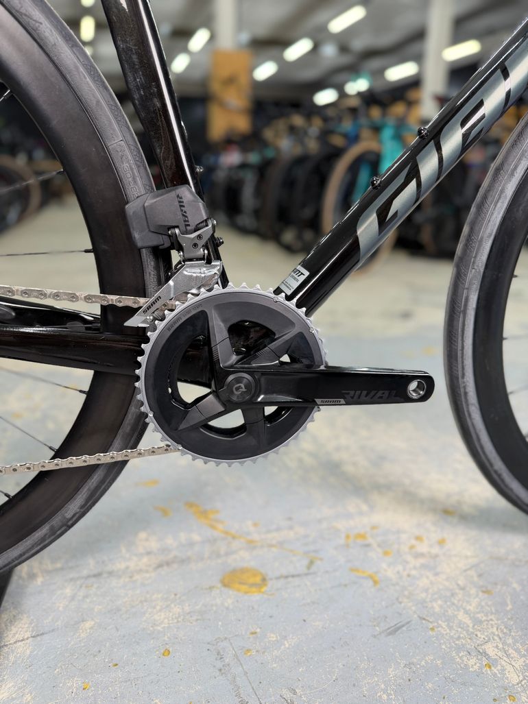 Used Giant TCR Advanced Pro Disc 1 AX 2022 2022 Road & Gravel, Black — image 7 of 18