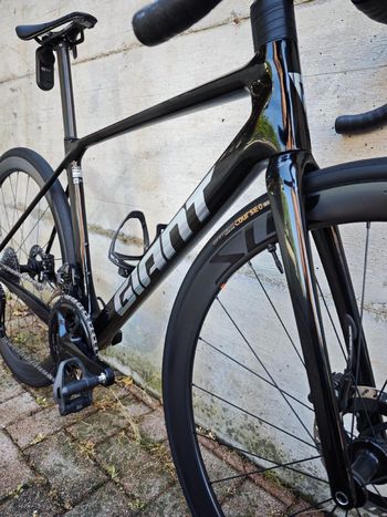 Used Giant Tcr Shimano 105 Di2 2025 Road & Gravel — image 13 of 14