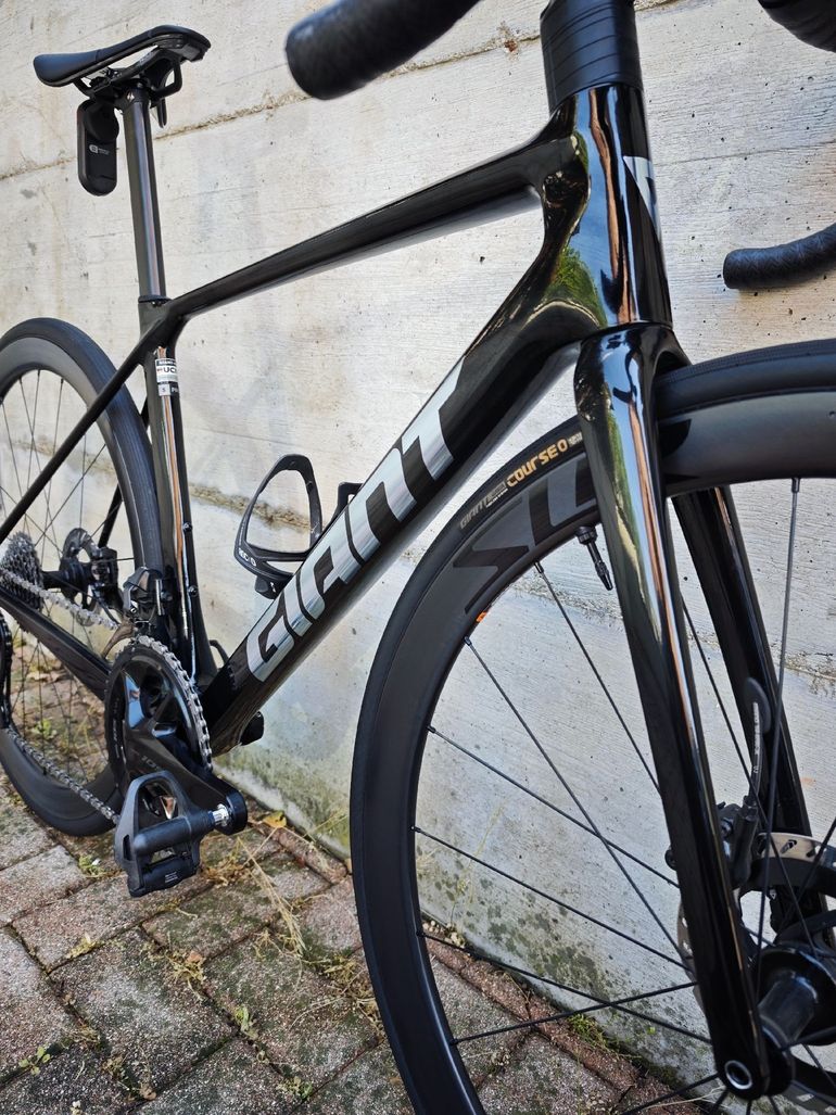 Used Giant Tcr Shimano 105 Di2 2025 Road & Gravel — image 13 of 14