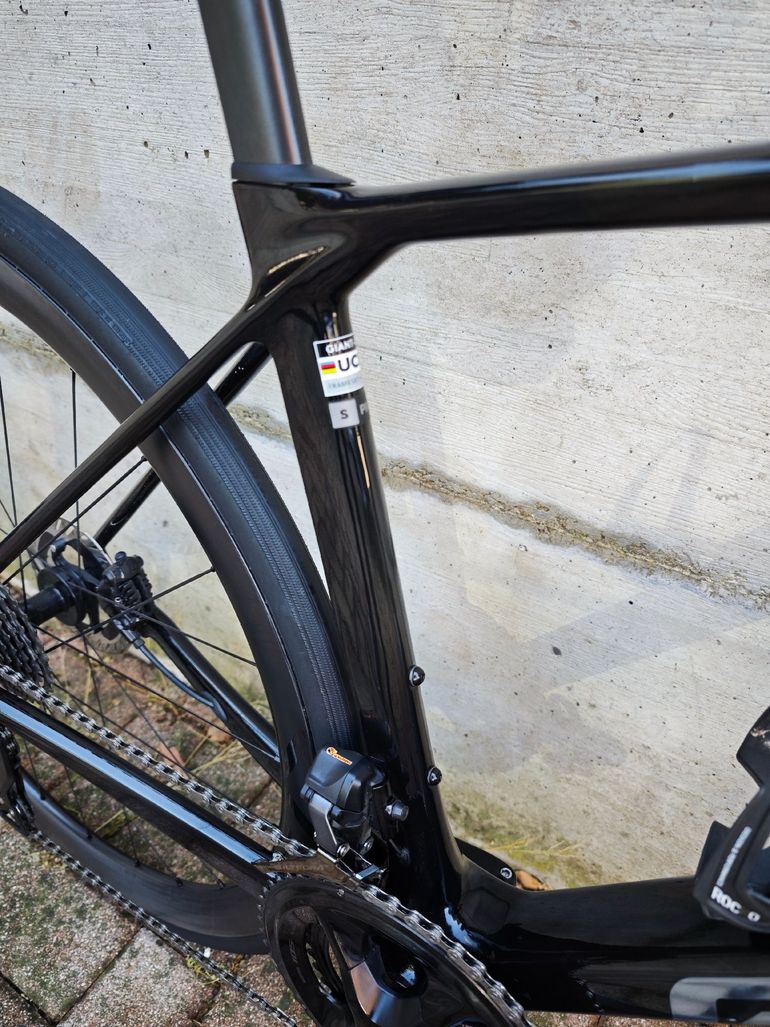 Used Giant Tcr Shimano 105 Di2 2025 Road & Gravel — image 12 of 14