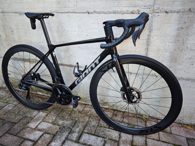 Used Giant Tcr Shimano 105 Di2 2025 Road & Gravel — image 11 of 14