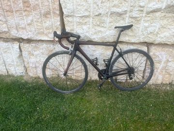 Used Scott Addict SL 2017 2017 Road & Gravel, Black — image 2 of 3