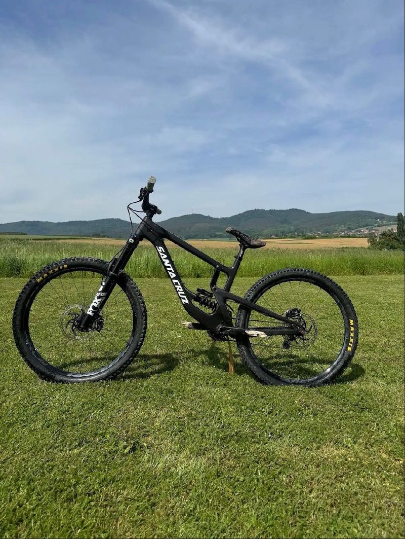 Gebrauchtes Santa Cruz Nomad Carbon CC X01 Reserve 2018 2018 MTB