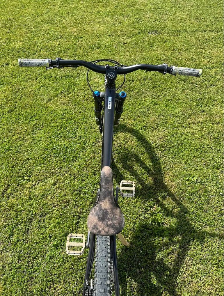 Used Santa Cruz Nomad Carbon CC X01 Reserve 2018 2018 Mountainbike, Black, 27.5 — image 3 of 5