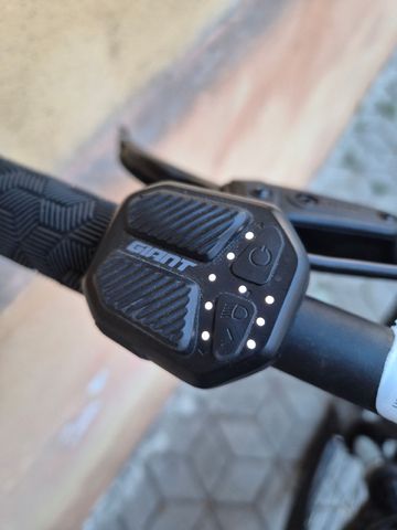 Used Giant Fathom E+ 2 2022 2022 Mountainbike, Blue — image 6 of 10