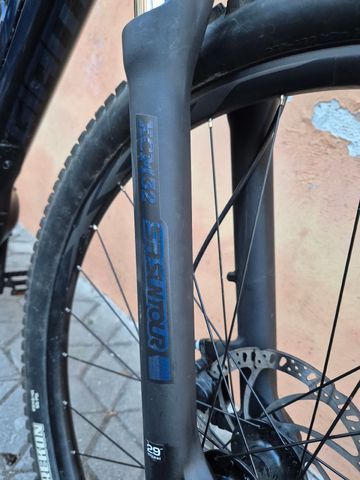 Used Giant Fathom E+ 2 2022 2022 Mountainbike, Blue — image 5 of 10