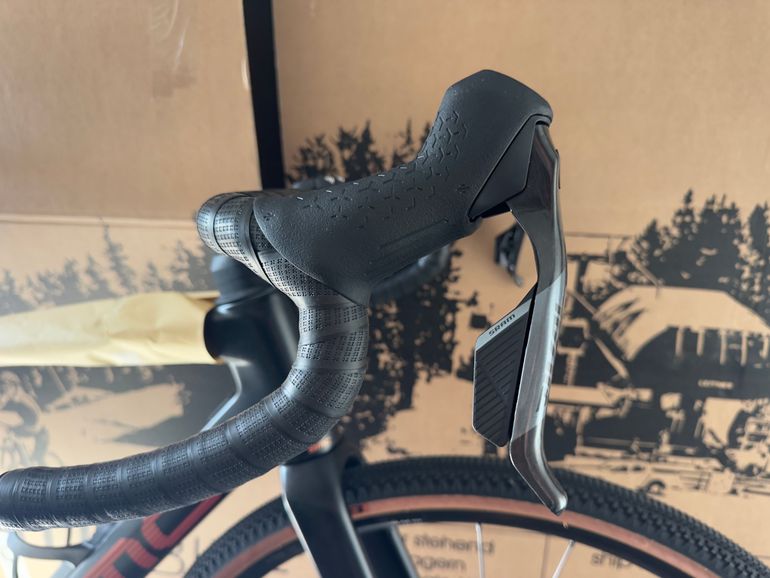 Used BMC Roadmachine 2026 / E1 Rival AXS ETap / NEW 2026 Road & Gravel, Nero — image 7 of 10