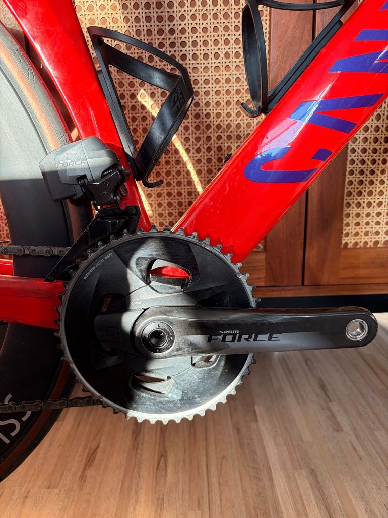 Used Canyon Aeroad CF SLX 8 Disc eTap 2023 2023 Road & Gravel, Red — image 2 of 7