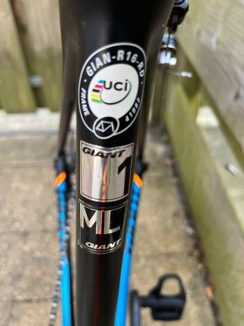 Used Giant TCR Advanced 1 2016 2016 Road & Gravel, Black — image 9 of 14