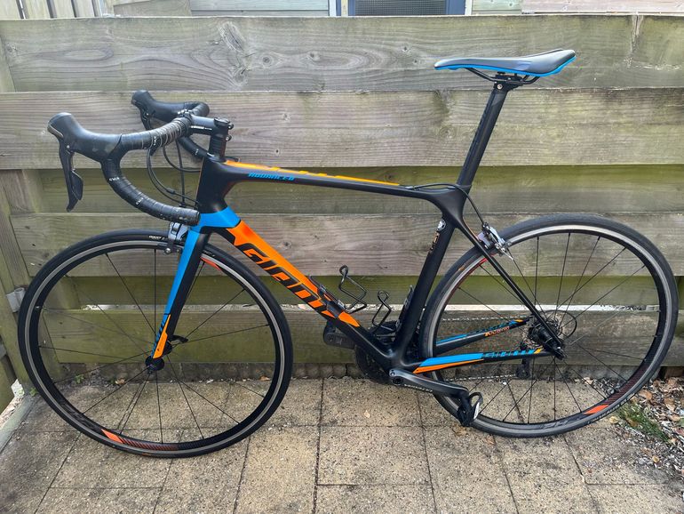 Used Giant TCR Advanced 1 2016 2016 Road & Gravel, Black — image 2 of 14