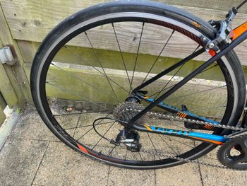 Used Giant TCR Advanced 1 2016 2016 Road & Gravel, Black — image 8 of 14